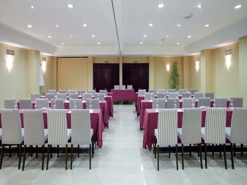M.A. Hotel Sevilla Congresos Exteriér fotografie